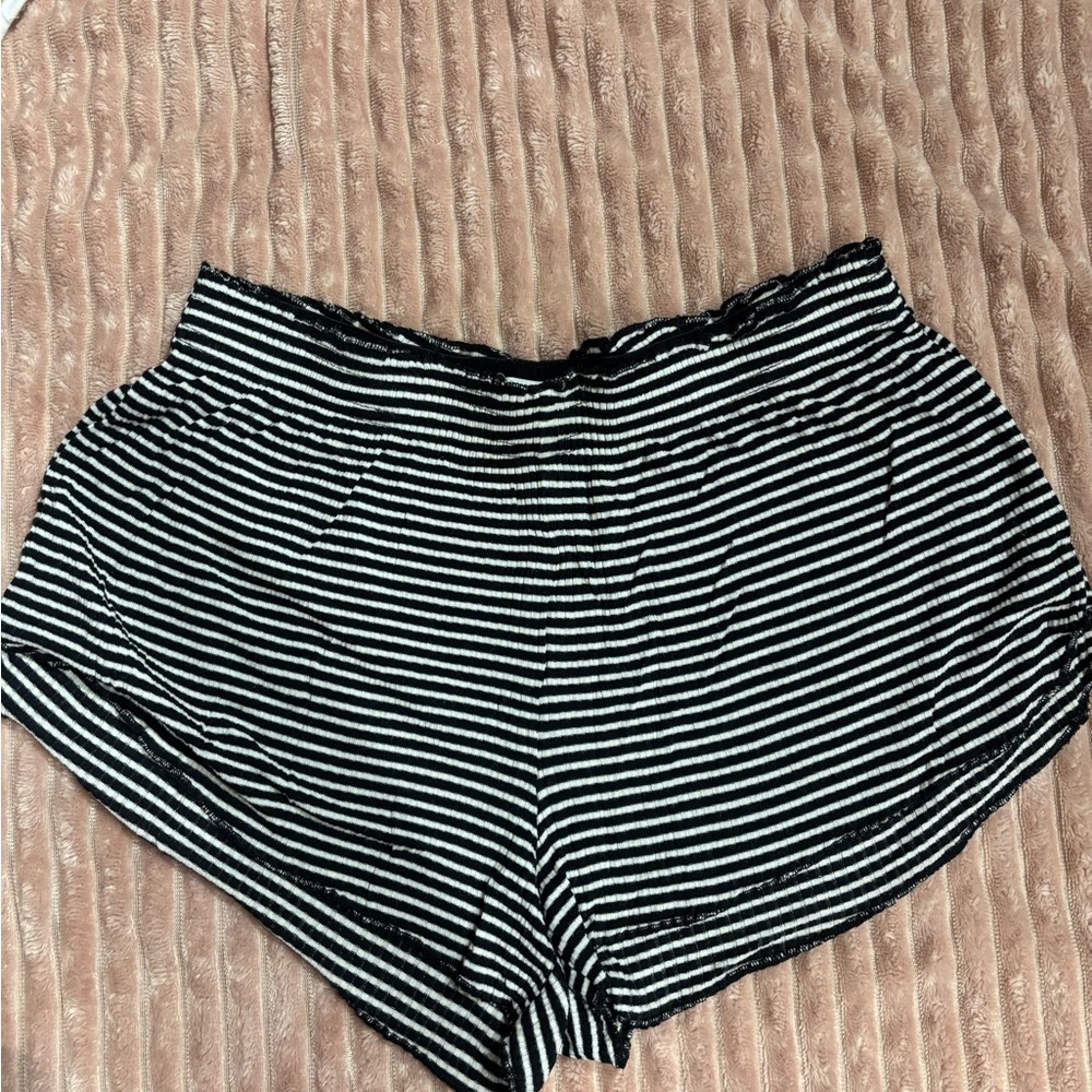 Forever 21 Monochrome Striped Shorts